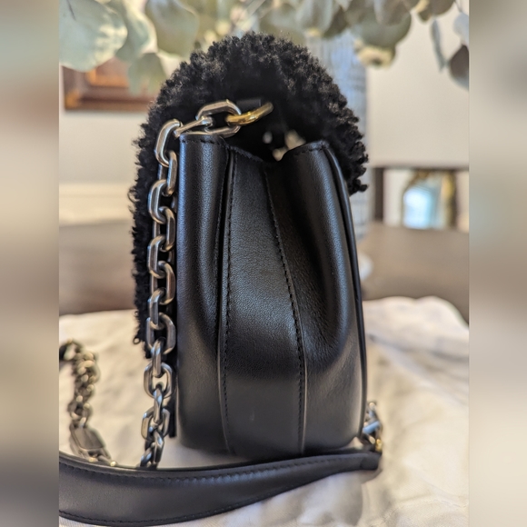 🌟Marc Jacobs Shearling Bag w/tags - Picture 5 of 13